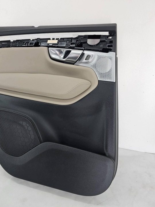 VOLVO XC90 II РЕСТАЙЛИНГ 2024+ ОБШИВКА ДВЕРИ ЗАДНЯЯ ЛЕВАЯ 32392178, фото 3