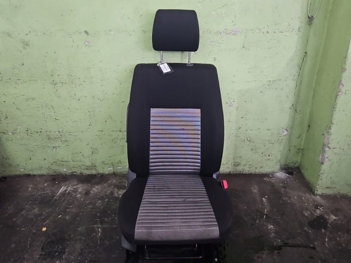 СИДЕНЬЕ ПРАВОЕ ПЕРЕДНЕЕ ПАССАЖИРА SUZUKI SX4 I 06- 5D ЕВРОПА, фото 1