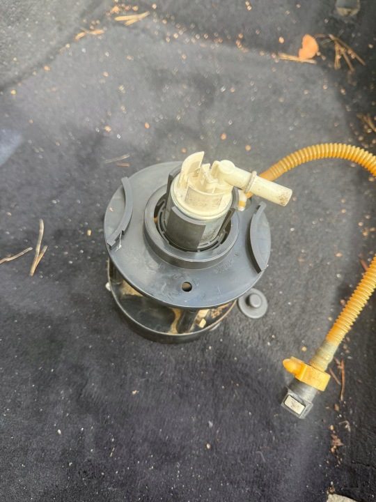 Топливный насос a0014708894 Mercedes w221 w216 63amg 63 AMG m156, фото 3