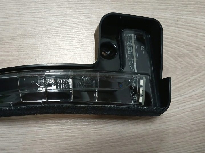 JEEP CHEROKEE V KL COMPASS II ПОВОРОТНИК LED ПРАВОГО ЗЕРКАЛА OE, фото 3