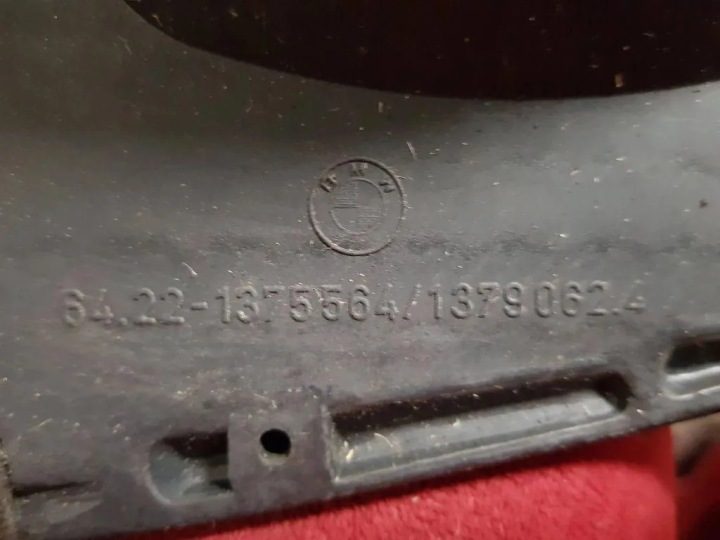 Воздухозаборник консоли BMW 7 (E32) 64221375564 3.5L 1987, фото 3