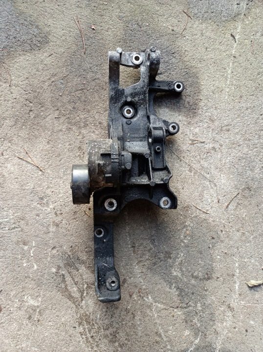 КРОНШТЕЙН ОСНОВАНИЕ ГЕНЕРАТОРА FORD C-MAX MK2 2.0 TDCI, фото 1