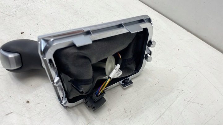 Volkswagen Tiguan Allspace Тяга / Ручка переключения передач 5NN713203F, фото 10