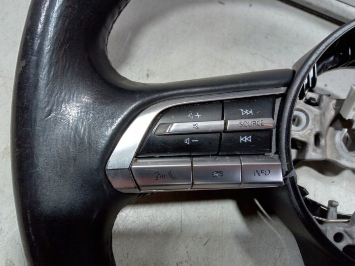 MAZDA MX-30 РУЛЬ, фото 2