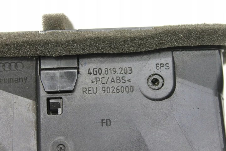 Задняя решетка вентиляционная AUDI A6 AVANT (4F5, C6) 4G0819203 2.97L дизель, фото 4