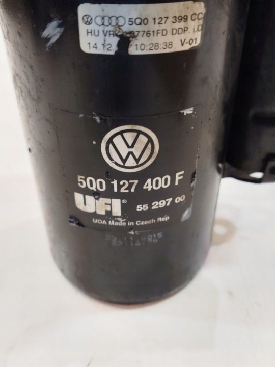Корпус топливного фильтра VW Passat B8 2.0 TDI 5Q0127400F, фото 2