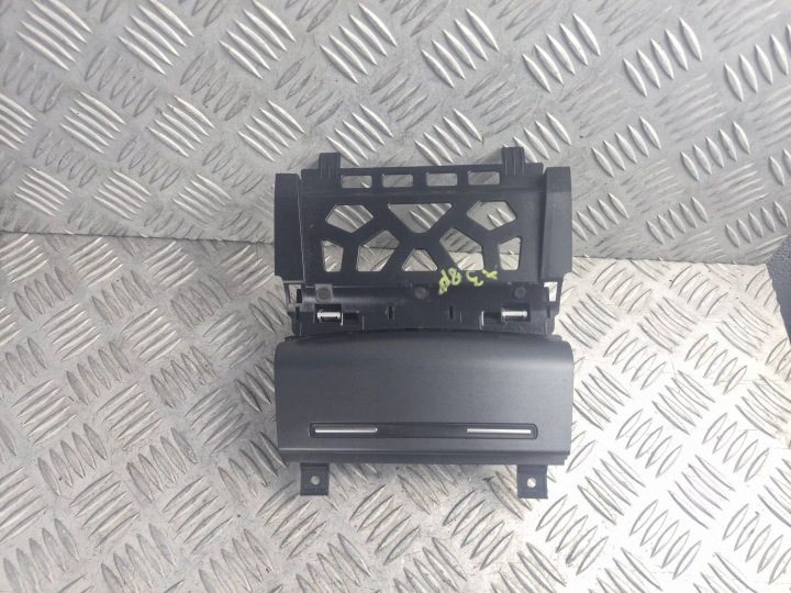 Пепельница AUDI A5 (F53) 8R0857951 2.97L дизель 2009, фото 1