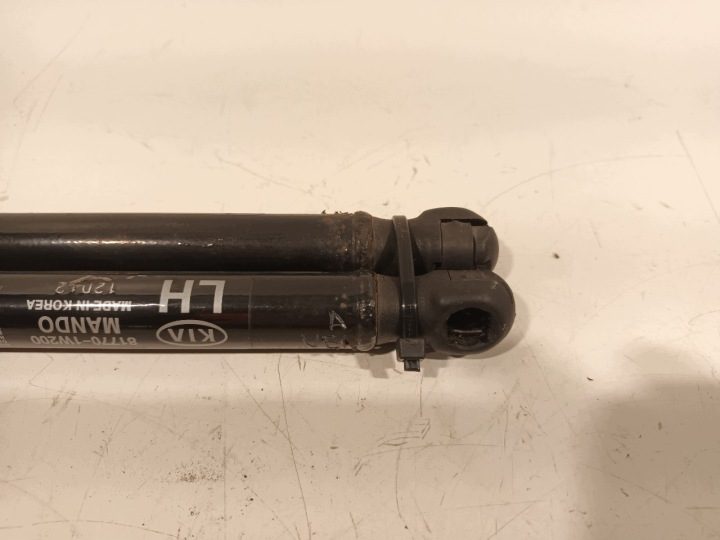 Kia Rio III UB 2011 - 2017 Комплект амортизаторов газового задний G4LA, фото 2