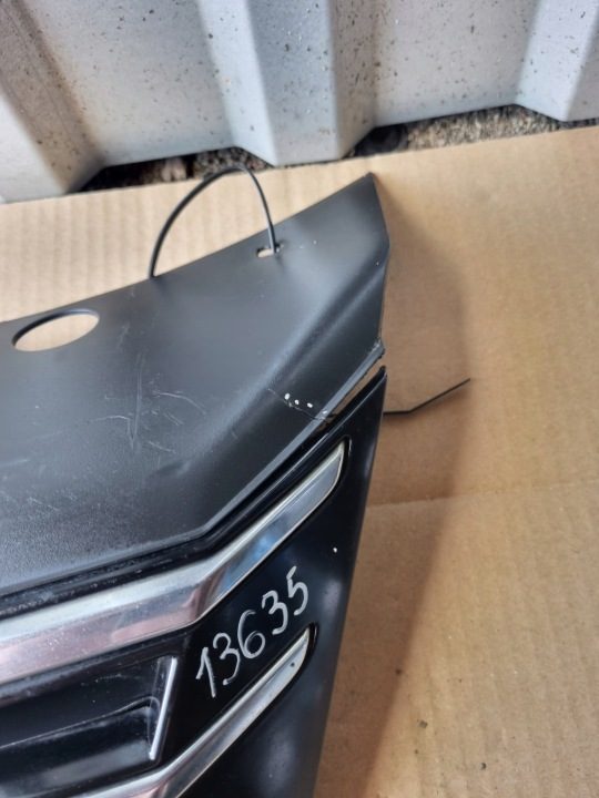 РЕШЕТКА РАДИАТОРА VW PASSAT B7 3AA 3AA853651 3AA853653, фото 10