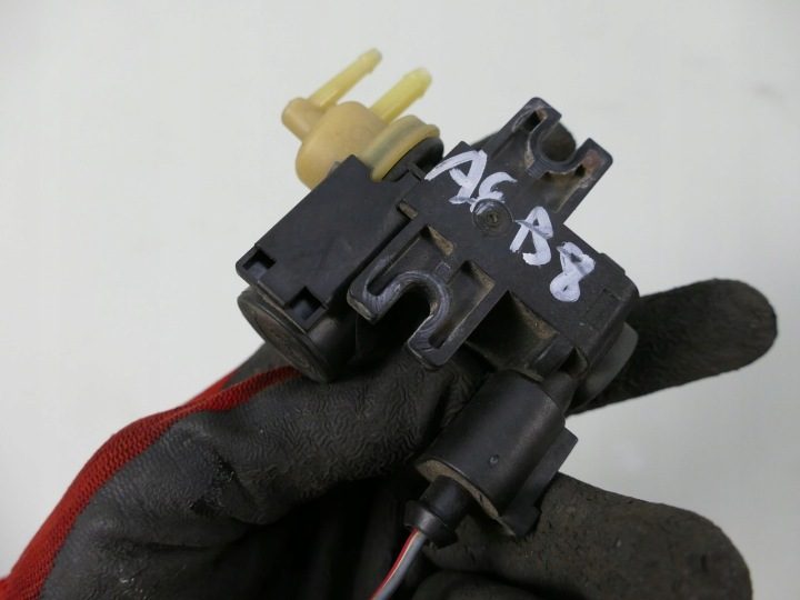 Audi OE 8K0906627, фото 4