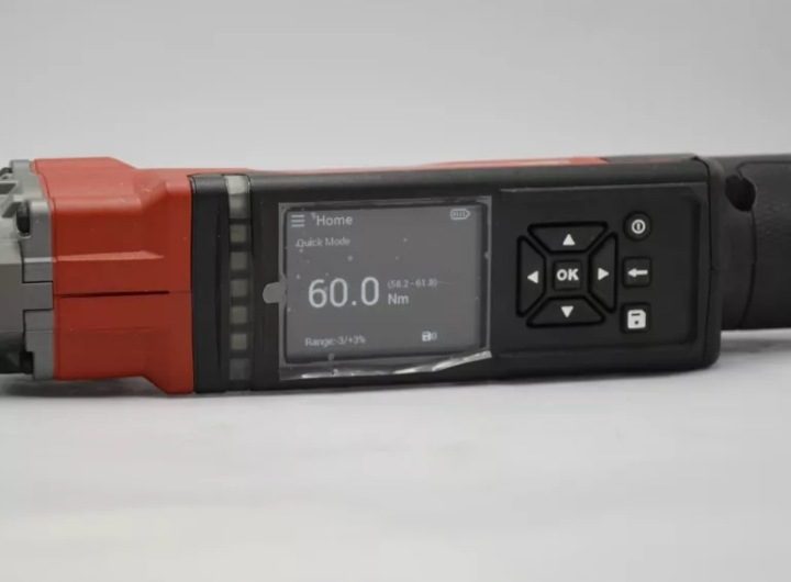 Ключ динамометрический 1/2" 203 Нм Milwaukee M12 ONEFTR12-0C 4933464969 12V, фото 3