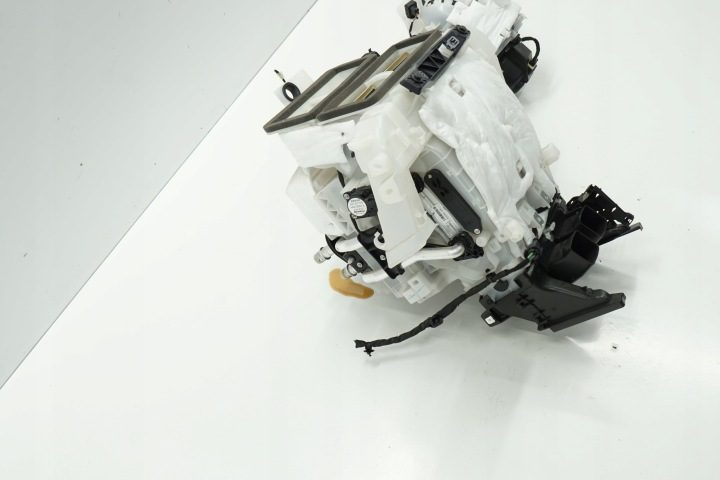 PEUGEOT 3008 II 18 г. ОТОПИТЕЛЬ ВЕНТИЛЯТОР ЕВРОПА 9811149480, фото 2