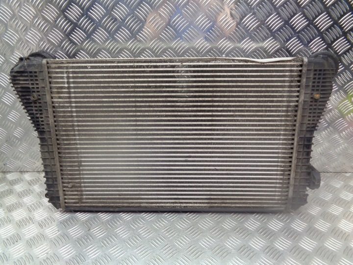 Интеркулер Volkswagen Golf 1K0145 803 E, фото 2