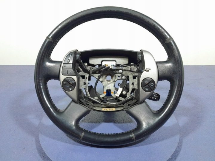 Toyota Prius II XW20 руль мультифункциональный кожа, фото 1