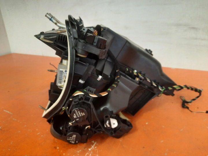 BMW 318 E46 01-06 316i MT 116 л.с. ОТОПИТЕЛЬ 6411-6902870 N42B18A, фото 4