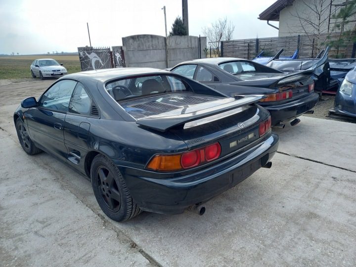 Toyota MR2 SW20 2,0 лючок горловины бензобака петля, фото 4