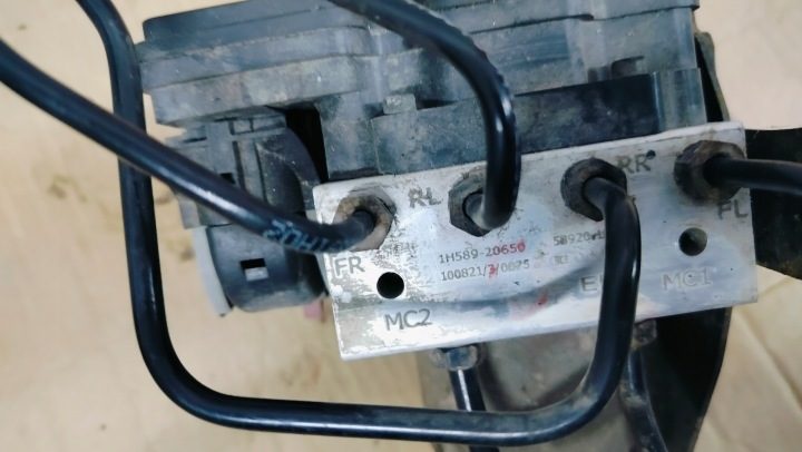 Насос ABS Блок управления Kia Ceed I Hyundai I30 2006-2012 - 58920-1H950, фото 6