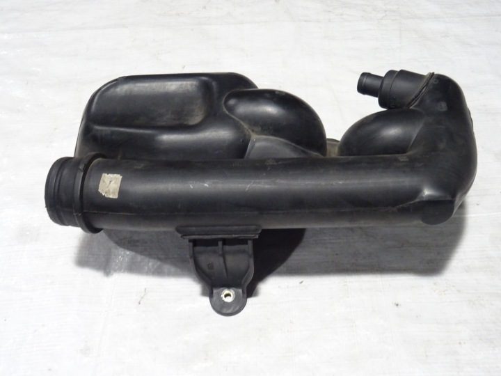 РЕЗОНАТОР ТРУБА ВПУСКНАЯ ВОЗДУХА AUDI A2 8Z0 1.4 16V AUA 1999-> 036133354C, фото 4
