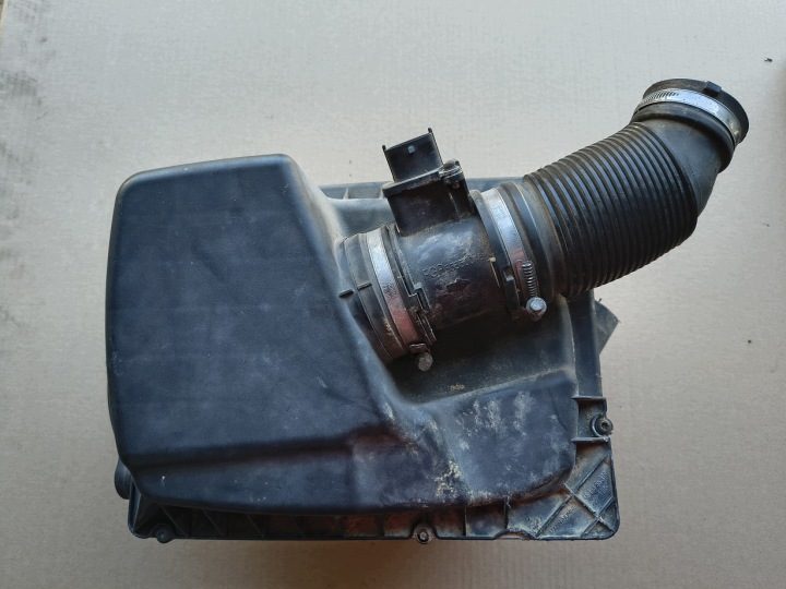 Корпус воздушного фильтра Opel Zafira B 1.9 CDTI 55557127SQ, фото 1